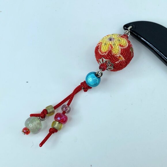 Rare Japanese Lacque black wooden Chirima ball crystal blue bead hairpin GS515